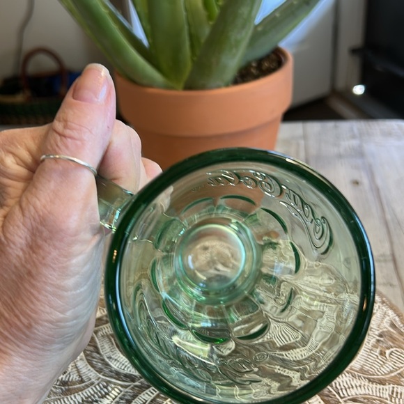 VINTAGE COCA COLA LIBBY GLASSES GREEN GLASS MUGS HEAVY WITH HANDLES SET OF 2 - Picture 3 of 7